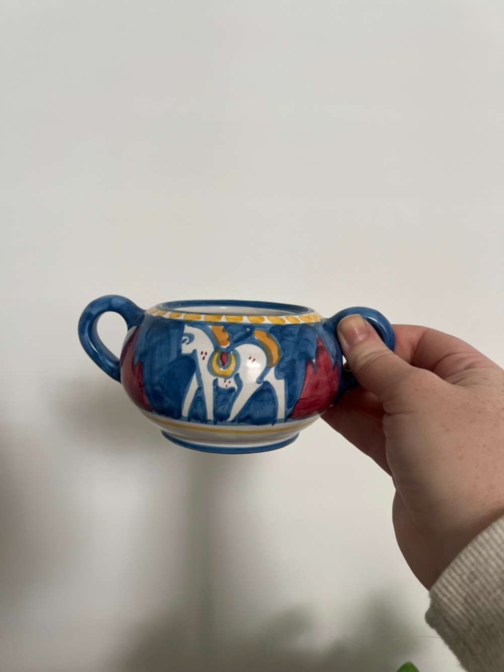 Rare vietri solimene campagna horse sugar bowl. No lid.